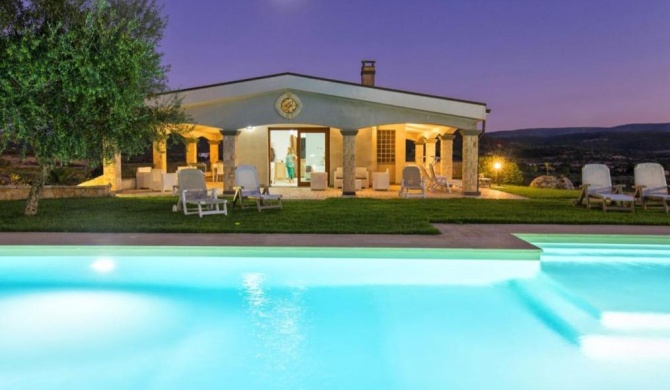 Alghero, Villa Janas for 12 people with private pool