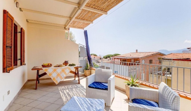 Restful Apartment in Cala Gonone with Balcony near Seabeach