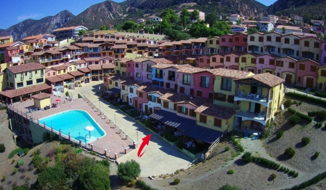 Villetta bordo piscina vista mare Wi-Fi Gratis