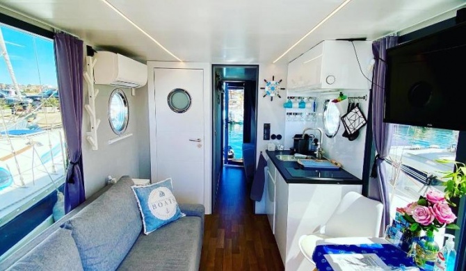 Houseboat Seabreeze