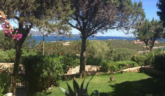 Casa con Giardino e Splendida Vista Porto Rotondo