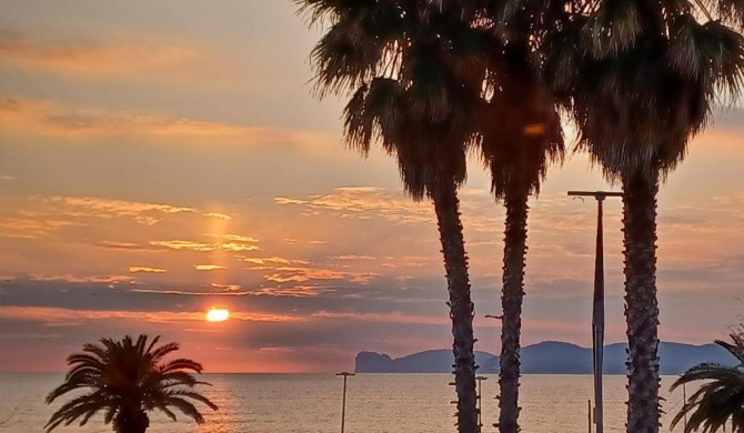 Orange Sunset, seaview & beach front