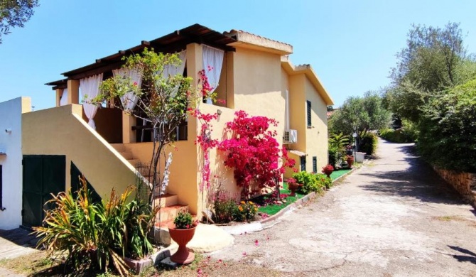 San Teodoro Centro a due passi dal mare Giardino Cala d'Ambra - Appartamento Blu