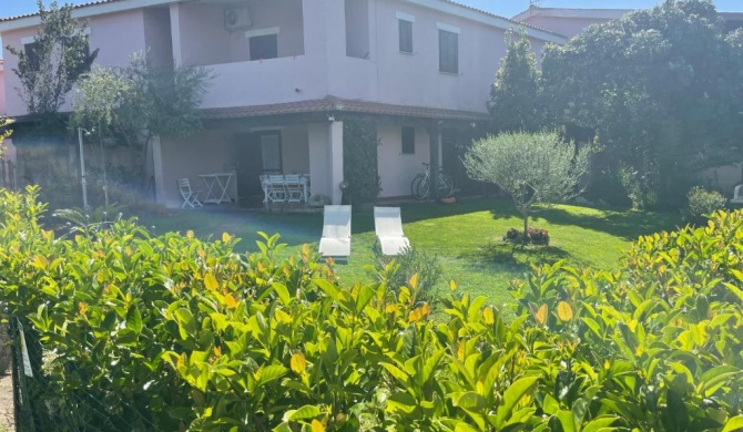 Casa Vacanza Li Menduli San Teodoro