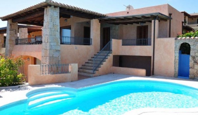 San Teodoro Villa Sleeps 14 Pool Air Con WiFi