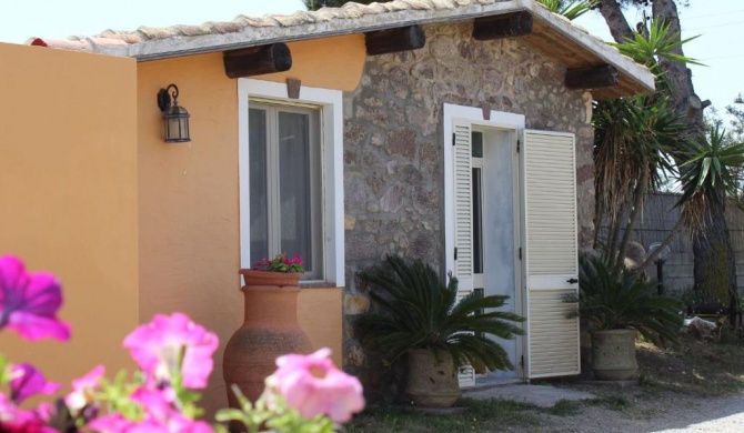 Cozy Cottage in Calasetta Sardinia with garden